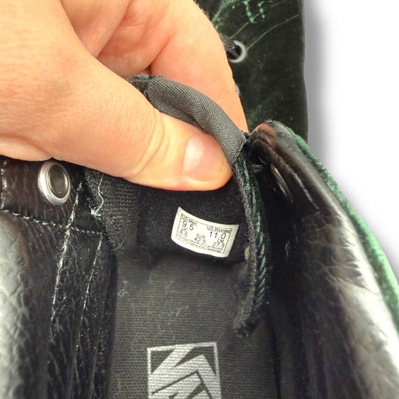 Vans Sk8-Hi Velvet Sneakers Women's Size 11 Dark Green High Top Casual‎ - Picture 5 of 9